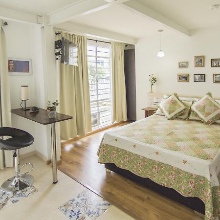 Studios Jovita House 卡利 外观 照片