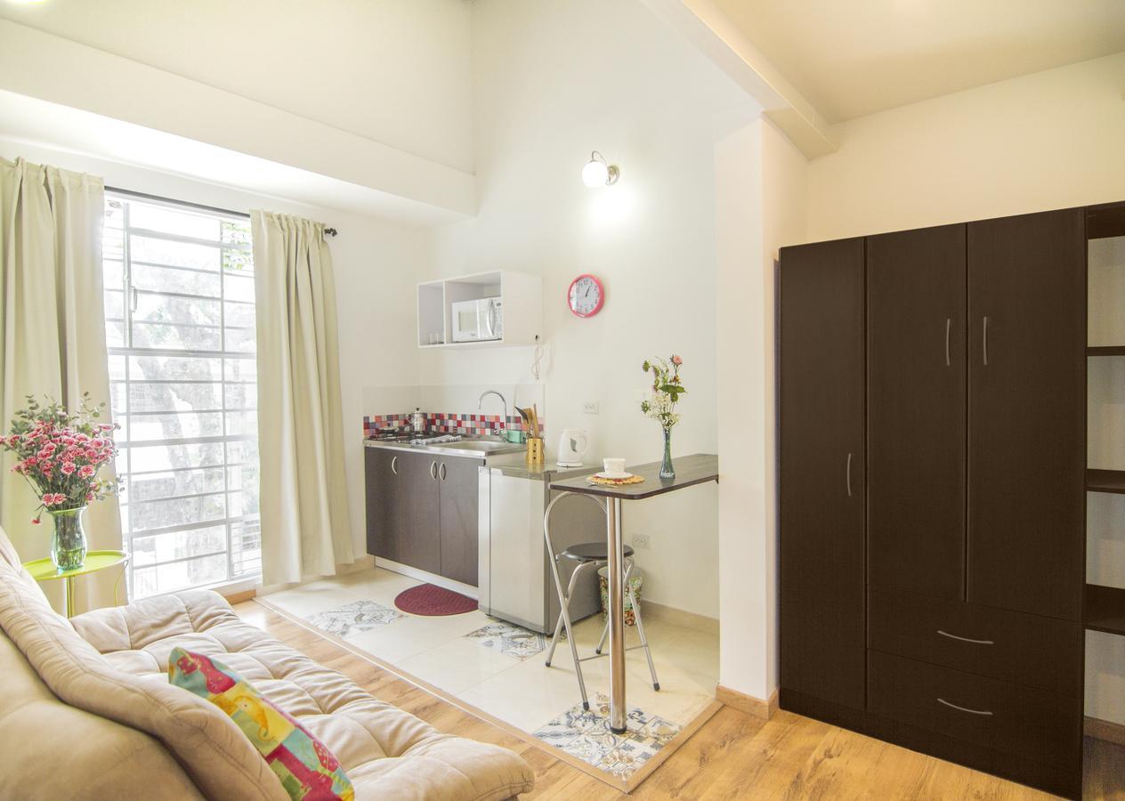 Studios Jovita House 卡利 外观 照片