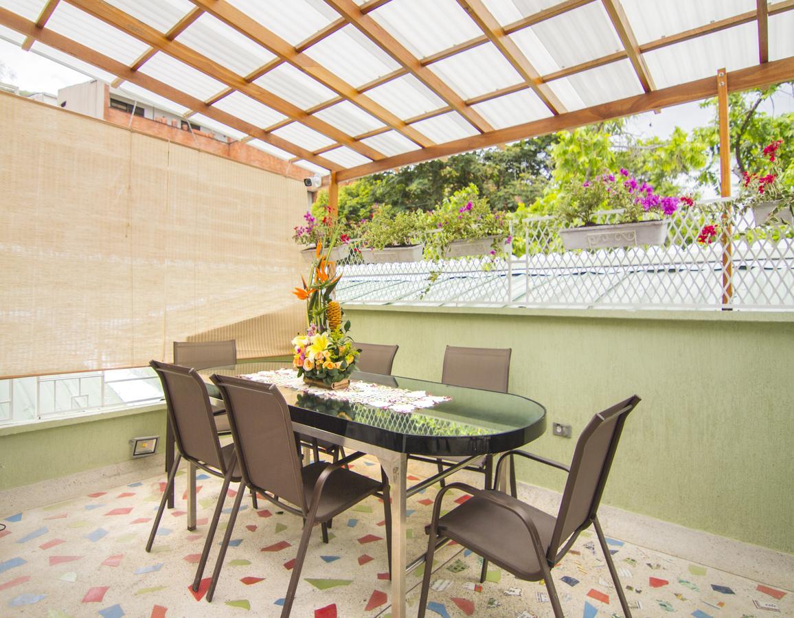 Studios Jovita House 卡利 外观 照片