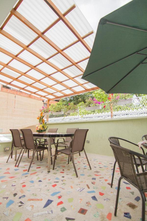 Studios Jovita House 卡利 外观 照片